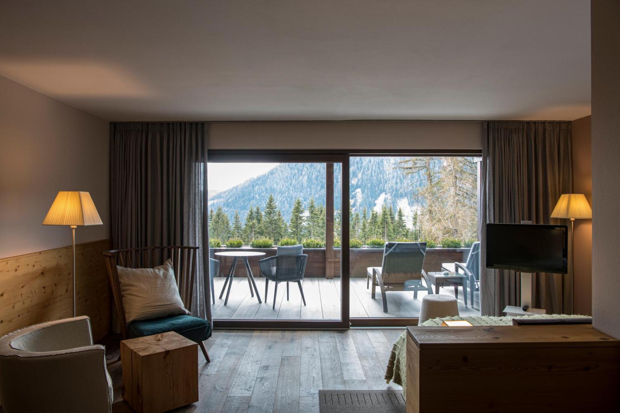 Terra - The Magic Place Relais & Chateaux Sarentino Exterior photo
