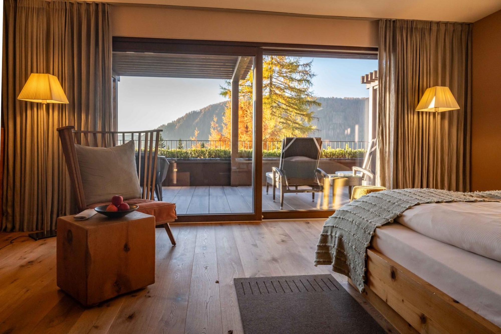 Terra - The Magic Place Relais & Chateaux Sarentino Exterior photo