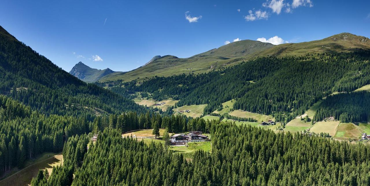 Terra - The Magic Place Relais & Chateaux Sarentino Exterior photo